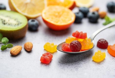 vitamini shutterstock_2401696273.jpg