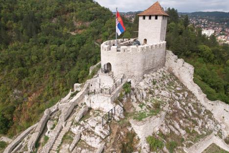 17525892821656335254_1632492527stari-grad-uzice-fotorina2.jpg