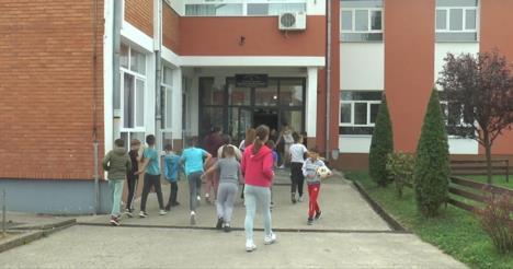 17526744721725298452skola-djaci-foto-rina-1-1200x630.jpg