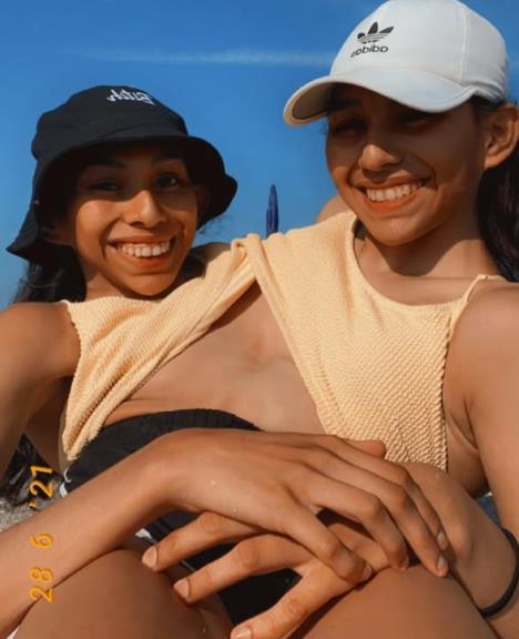 Karmen i Lupita Andrade dele karlicu i reproduktivni sistem