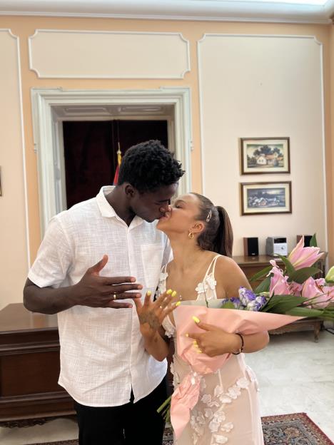 Tara Stojanović na venčanju