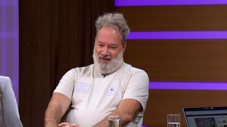 puls clean.02_01_36_08.Still014.jpg