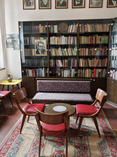 V. Drenova, legat Dobrice Ćosića.jpg