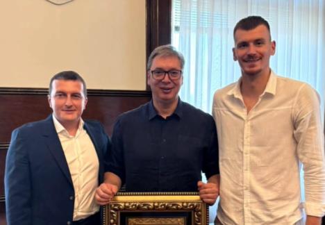 2025-07-22 12_54_01-Instagram.png