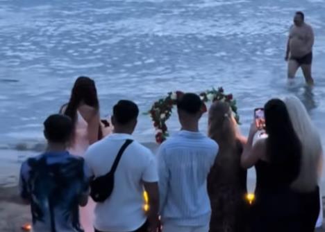 Veridba na plaži.jpg