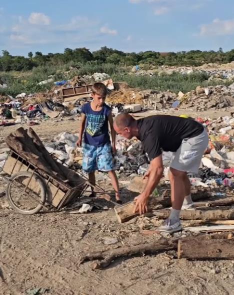 Marko Nikolić pomaže dečaku Duletu