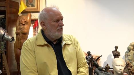 puls clean.01_43_41_13.Still001.jpg