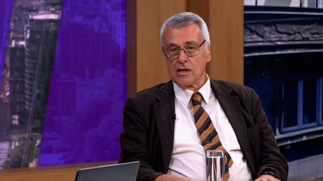 puls clean.00_19_39_06.Still004.jpg