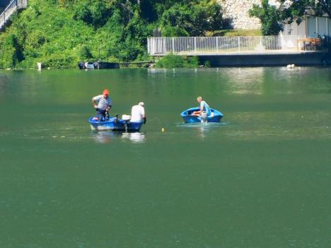 MALI ZVORNIK - Opet bez kapitalaca.JPG