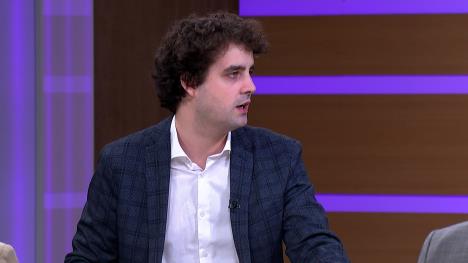 PULS CLEAN.00_15_08_11.Still002.jpg