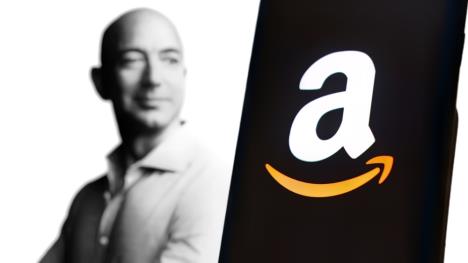 Džef Bezos (3).jpg