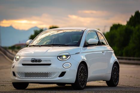 NewFiat500Hybrid.JPG