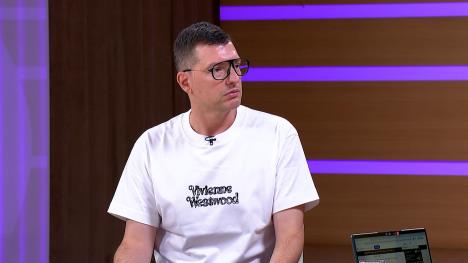 puls clean.01_11_39_11.Still002.jpg