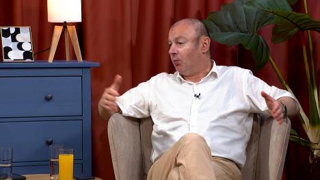 Sequence 01.00_22_35_22.Still004.jpg