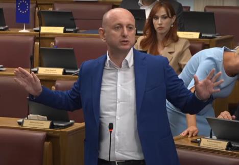 Screenshot 2025-08-01 123428.png