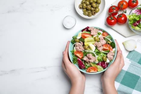 salata od tunjevina shutterstock_2073591497.jpg