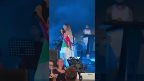 Senidah na koncertu u Sarajevu