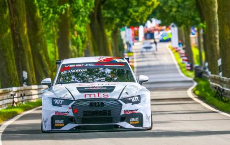 02 Milovan Vesnić Nemačka Foto Privatna arhiva.jpg