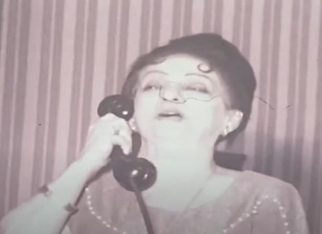 Ljubinka Bobić kao Gospođa Ministarka