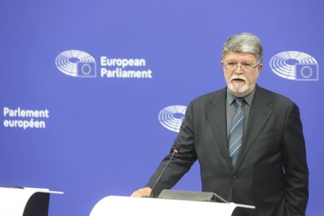 1 Beta Fred Marvaux.jpg