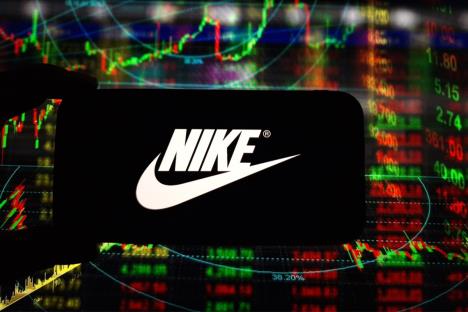 NIKE.jpg