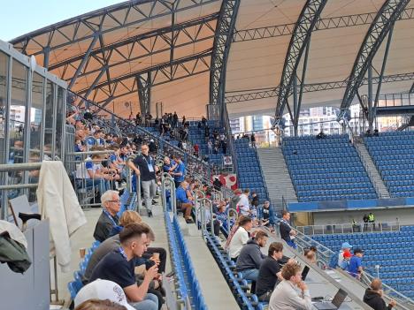 Navijači Crvene zvezde na stadionu u Poznanju