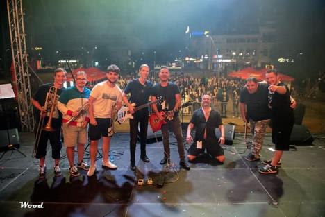 Grupa 357 selfi s publikom