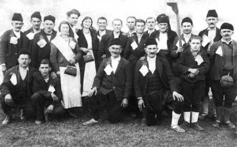 phoca_thumb_l_04. Svatovi Mileve i Bogdana Medana, 1939..jpg