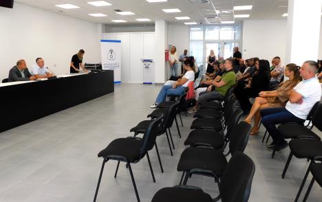 LOZNICA - Svečanost.JPG