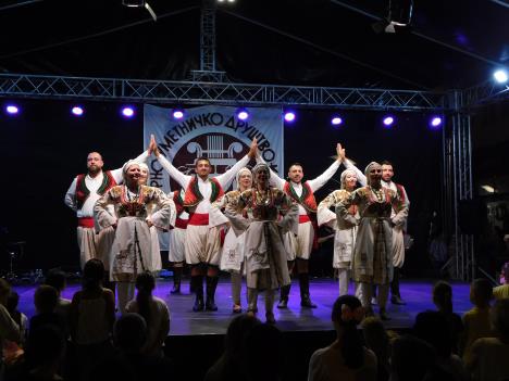 Igra govori sve jezike (9).jpg