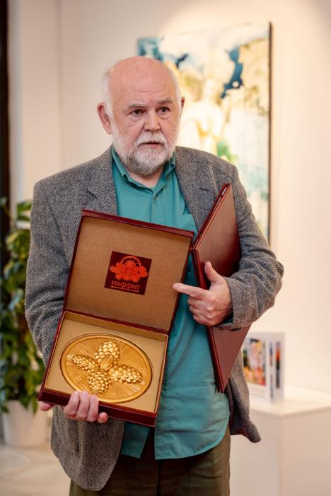 Aleksandar Berček prima nagradu za životno delo