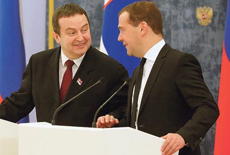 ivica-dacic-dmitrij-medvedev.jpg