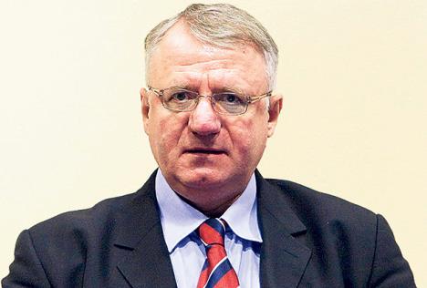 vojislav-seselj.jpg