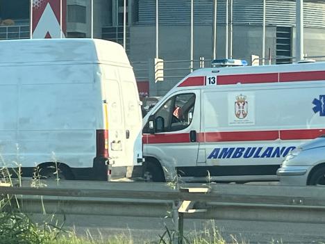 Oboren motociklista kod arene u smeru ka Novom Beogradu (1).jpeg