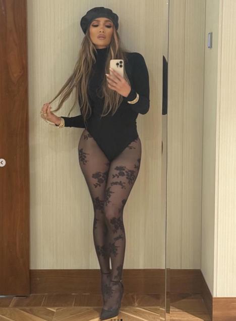 Dženifer Lopez u provokativnom izdanju