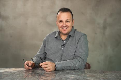 Dušan Stojaković, autor fotografije Marketing mreža.jpg