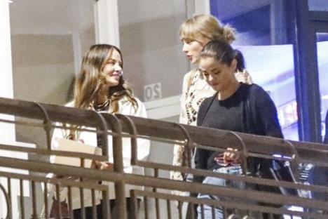 Zoi Kravic, Tejlor Svift, Selena Gomez