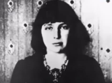 Marina Cvetajeva u mladosti – početak pesničke karijere