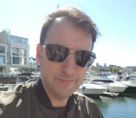 Hari Varešanović slika sa mora