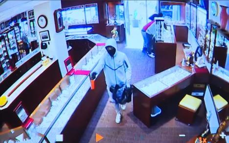 Lopovi opljačkali zlataru