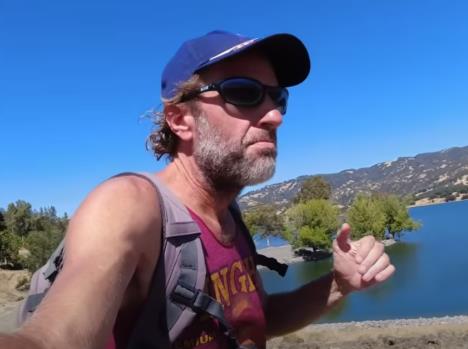 Jutjuber Gabriel posetio 100 zemalja, a Persijski zaliv je najgori