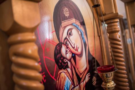 Bogorodica, ikona, pravoslavlje, kandilo, ikonostas