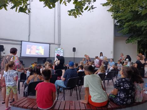 Varvarin, bioskop pod vedrim nebom.jpg