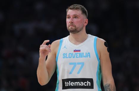 Luka Dončić na meču Srbija - Slovenija