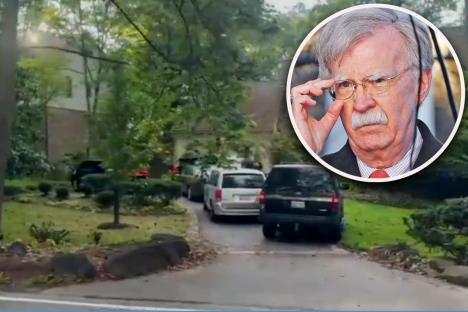FBI pretresa imanje Džona Boltona