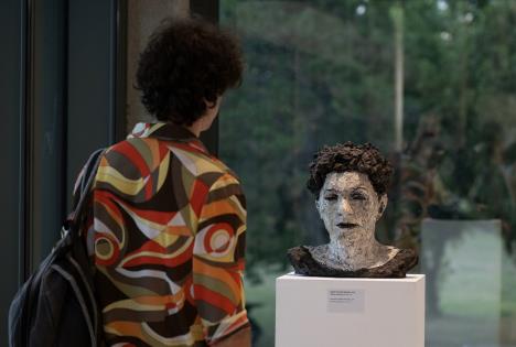 Otvaranje izložbe Dragana Ilić, Portret - igra otkrivanja i-ili razotkrivanja