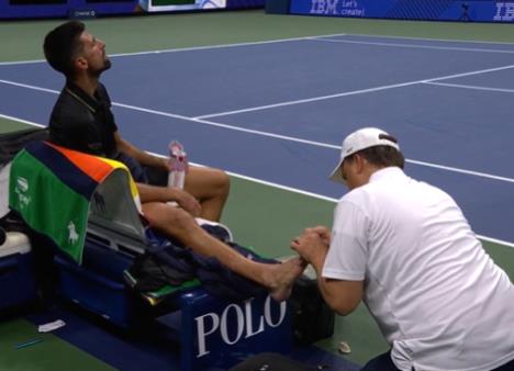 Novak Đoković, medicinski tajm-aut