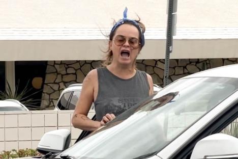 Tarin Mening u sukobu na parkingu u Kaliforniji