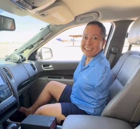 Džesika Koksje rođena bez ruku, a uspela je da pilotira avionom