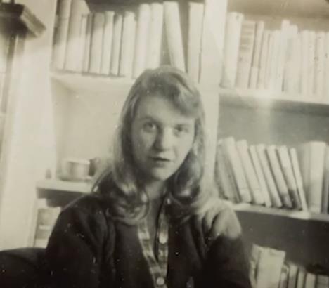 Silvija Plat mlada pesnikinja 1950-ih